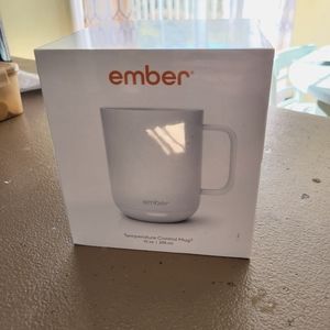 Ember 10 oz heated Mug